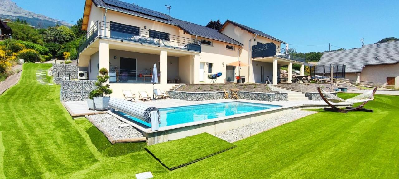 Chambre Vue Lac Av Piscine Prunieres Luaran gambar